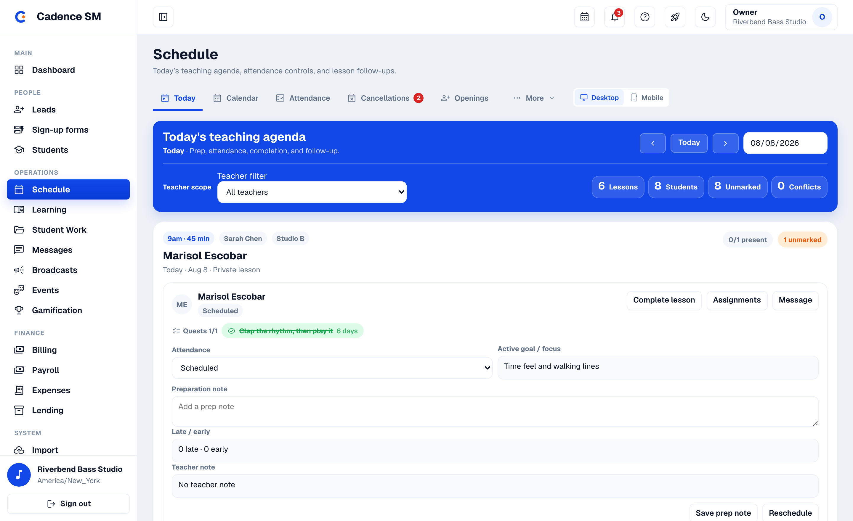 The Cadence SM schedule: today's teaching agenda with attendance controls